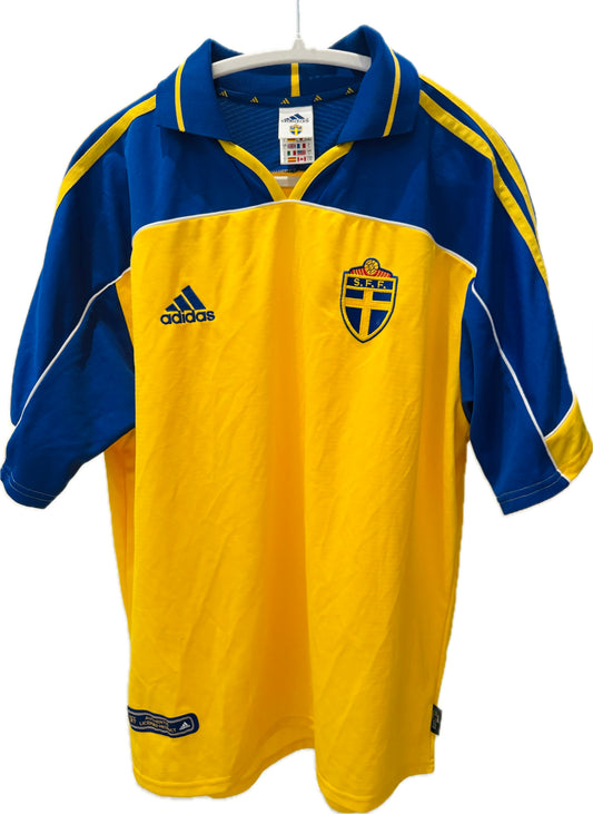 2002 Sweden Home - 9/10 - (L)